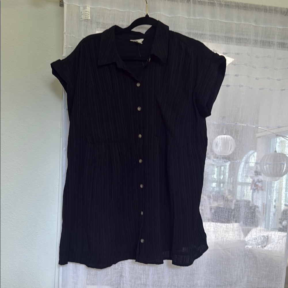 Cato Black Button Down Shirt with Notched Collar and Cuffed Cap Sleeves